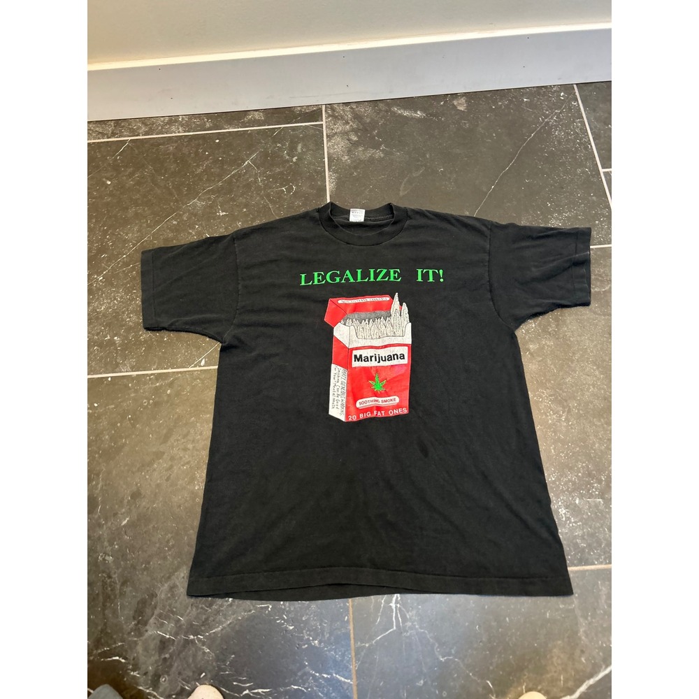 Vintage 90s Fashion Victim Legalize It Marijuana T-Shirt XL Fruit of the loom